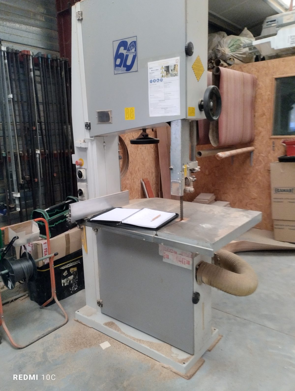 SCIE À RUBAN AGGAZANI